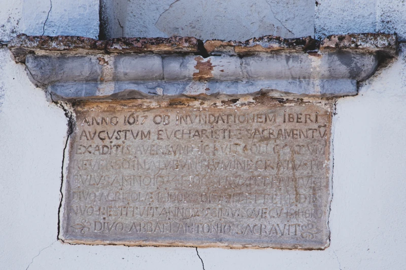 Inscripció de l'Ermita de Sant Isidre de Ginestar