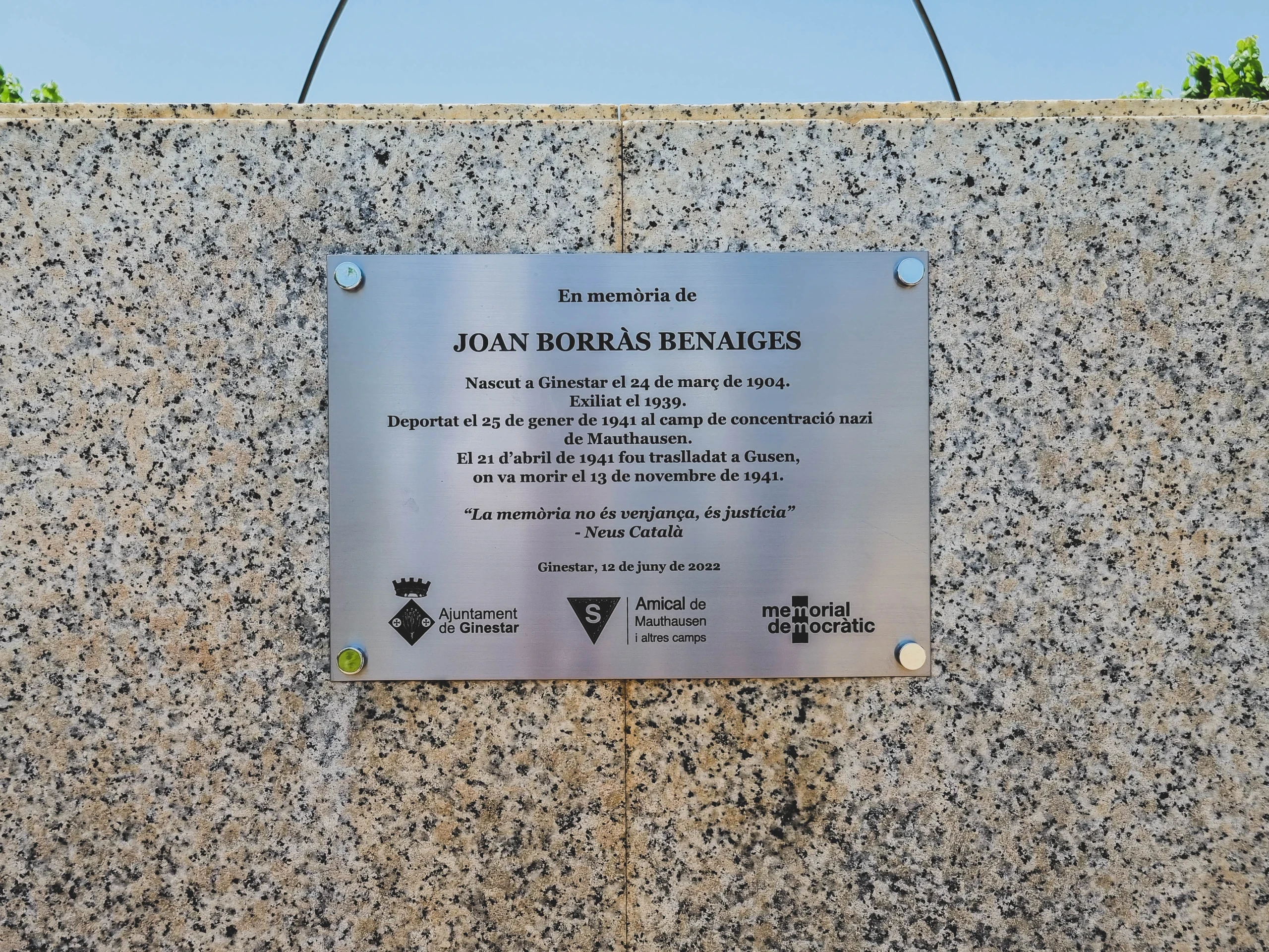 Placa d'homenatge a Joan Borras Benaiges
